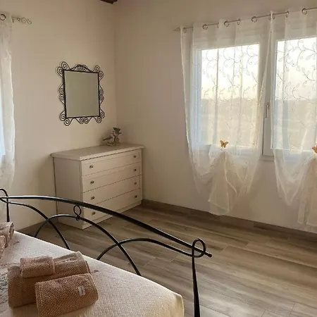 Flora Di Capriata D'orba Gæstehus