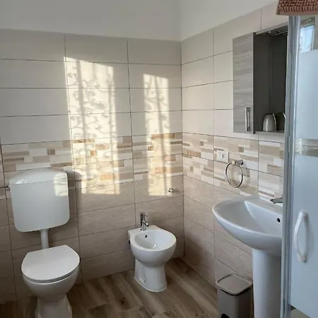 Flora Di Capriata D'orba Gæstehus Predosa